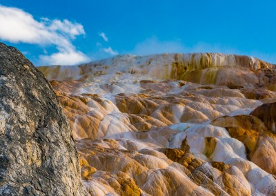 Mammoth Hot Springs Colors